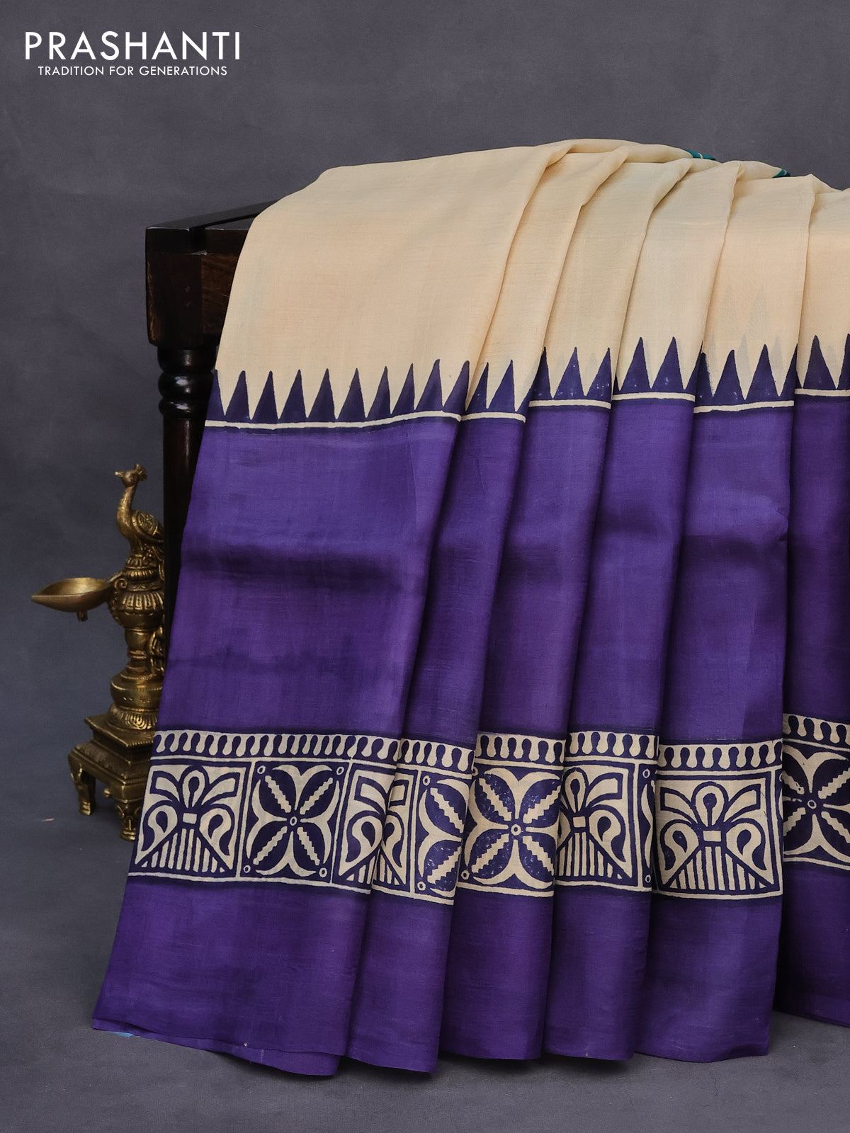 Bishnupuri silk saree cream with plain body and ganga jamuna border